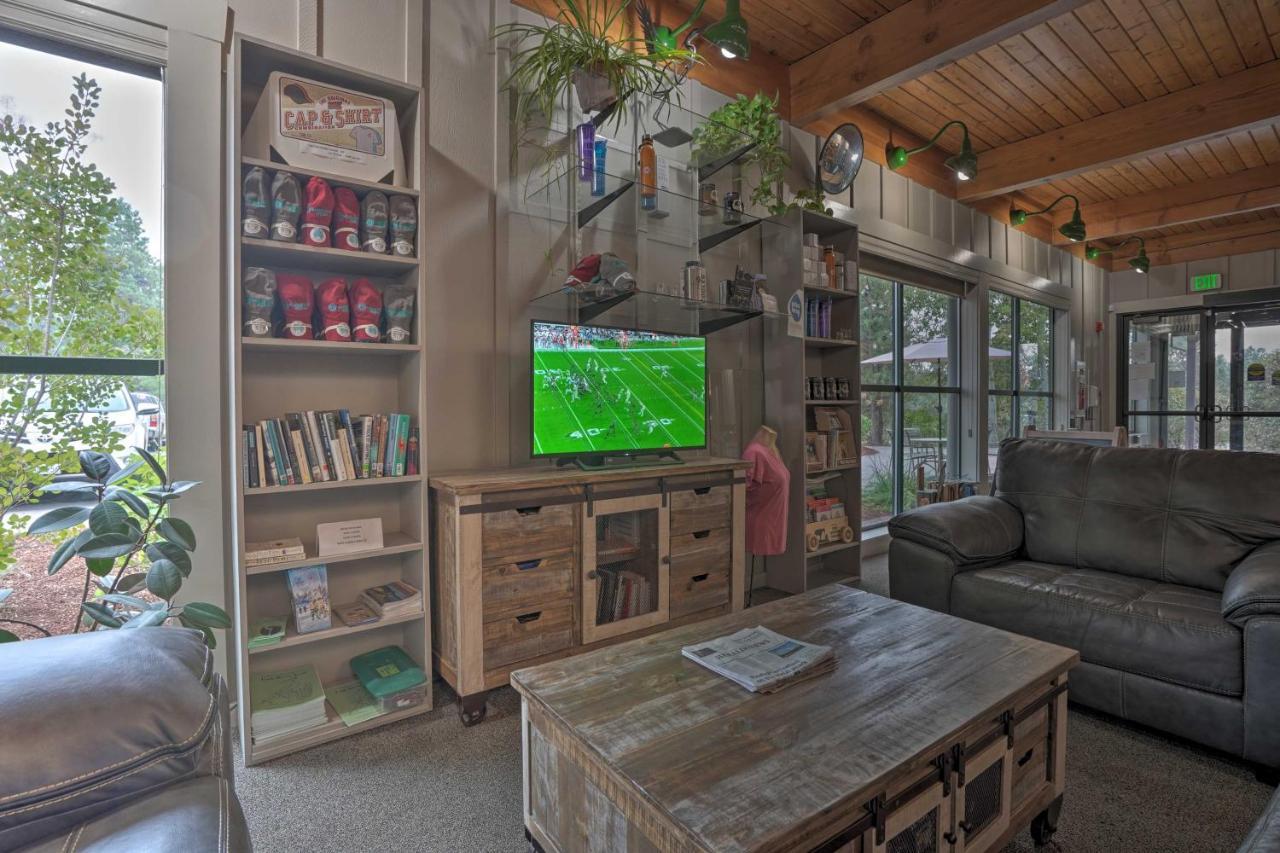 Chalet At Running Y Resort With Wraparound Deck! 클라마스 팔스 외부 사진