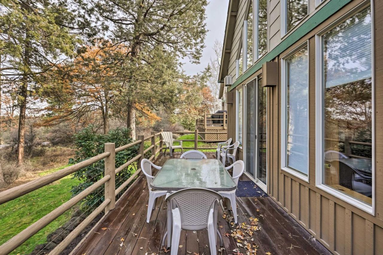 Chalet At Running Y Resort With Wraparound Deck! 클라마스 팔스 외부 사진