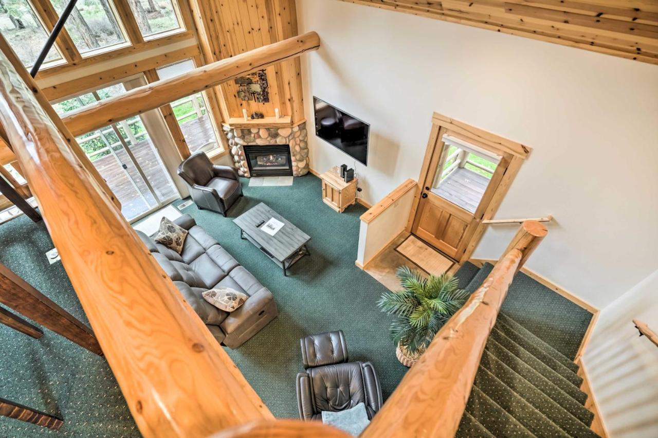 Chalet At Running Y Resort With Wraparound Deck! 클라마스 팔스 외부 사진